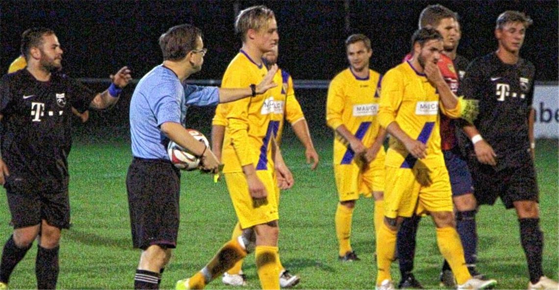 Dreimal siegen die Gäste mit 4:2 Dreimal siegen die Gäste mit 4:2