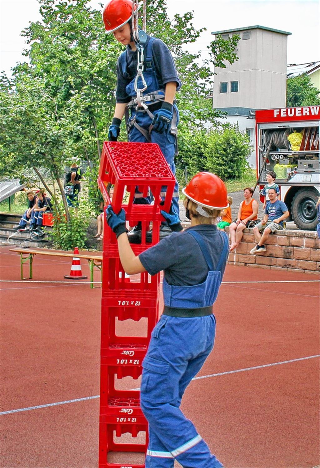 Hoch hinaus: Vielfältige Aufgaben erwarten die Mitglieder der Jugendfeuerwehren.