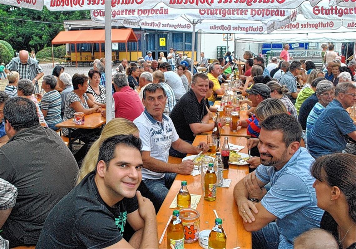 Hochbetrieb in Mühlhausen: Über das Wochenende haben in Mühlhausen über 2000 Besucher gefeiert, gegessen und unterschiedlicher Musik gelauscht.