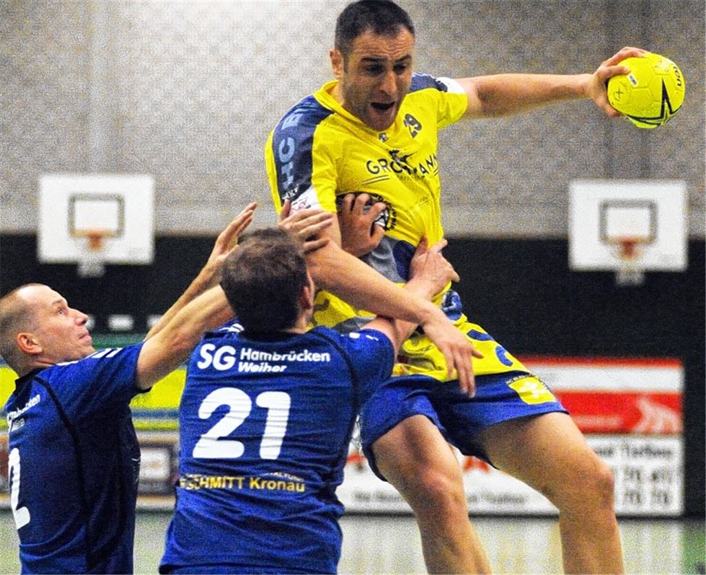 Hoffnungsträger für Blau-Gelb Mühlacker: Mithilfe des 2,01 Meter großen Ex-Profis Ivan Stajic soll der Klassenerhalt doch noch glücken. Foto: Fotomoment
