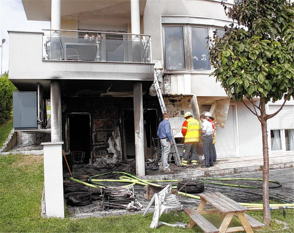 Feuer richtet Schaden von 100000 Euro an