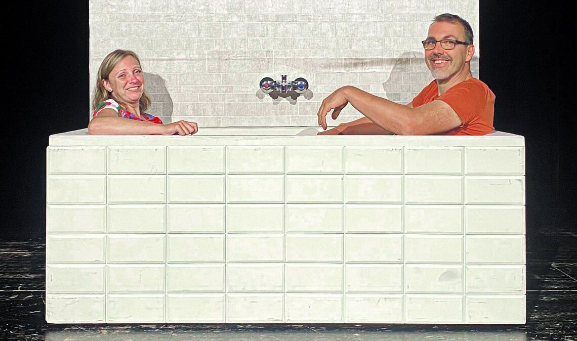 Hommage an Loriot: Katinka Rabenseifner und Paul Taube machen Lust auf das neue Osterfeld-Programm. Foto: Weber