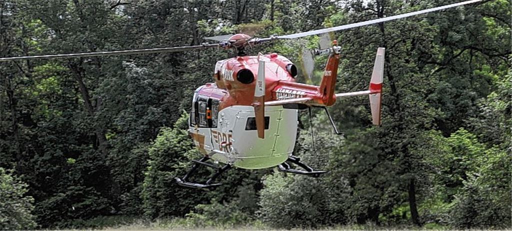 Hubschrauber in eine Klinik kam.Fotos: Sadler