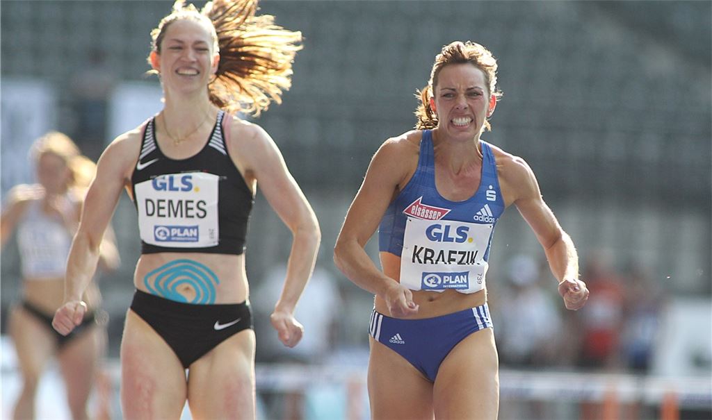 Hürdenläuferin Carolina Krafzik aus Öschelbronn, die zuletzt von Verletzungen geplagt war, kämpft sich tags darauf im Olympiastadion zum vierten Mal auf Platz eins.Fotos: Görlitz