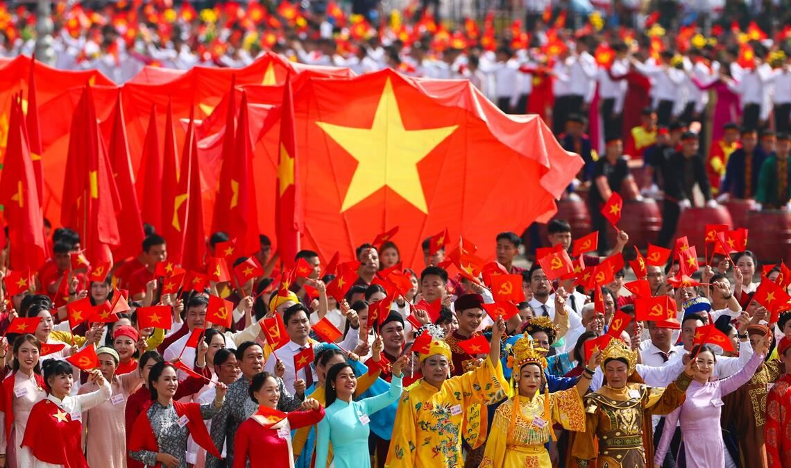 Vietnam inszeniert prächtige Parade zum 80. Nationalfeiertag Hunderttausende jubelten und feierten bei der Parade ihr Land.