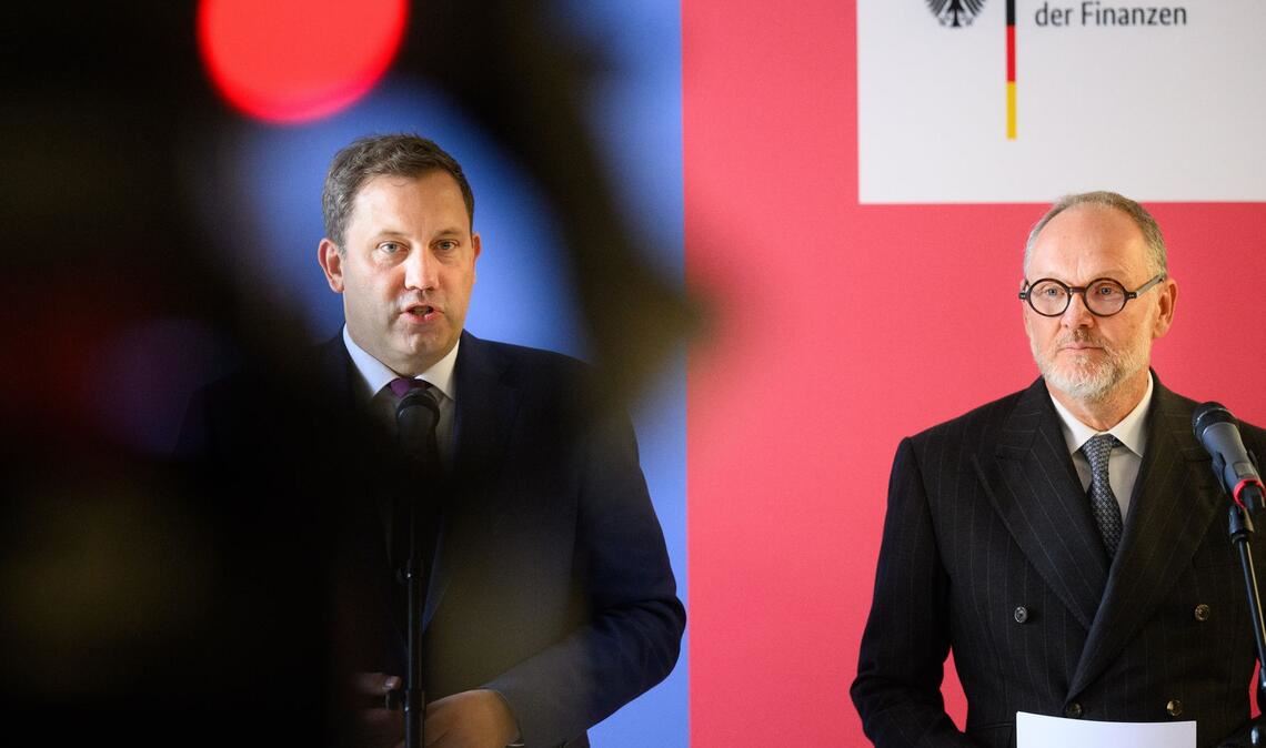 IIB-Vorsitzender Christ (r.): Deutschland muss mehr für seine wirtschaftliche Resilienz tun. (Archivbild)