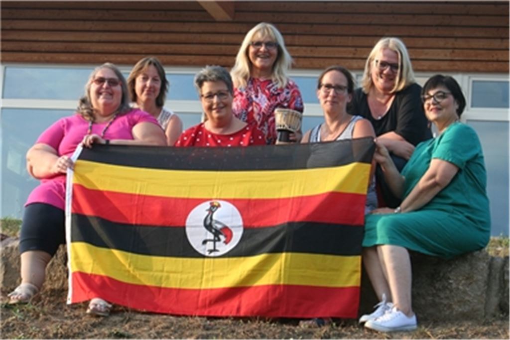 Ihre Verbundenheit zu Uganda drücken die Mitstreiterinnen in der Gründung des Vereins „Tuyambe Mmunye Uganda“ aus.Foto: privat