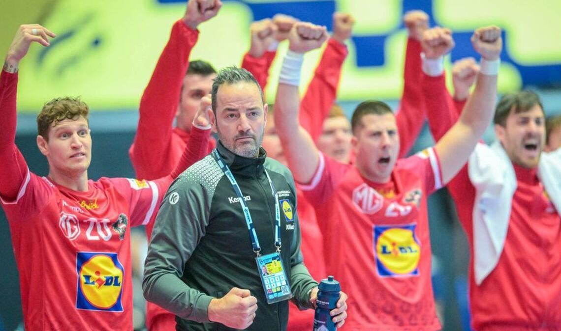 Iker Romero und seine Bietigheimer Handballer stehen vor der Rückkehr in die Bundesliga und wollen sich dort dann endlich auch mal festbeißen.