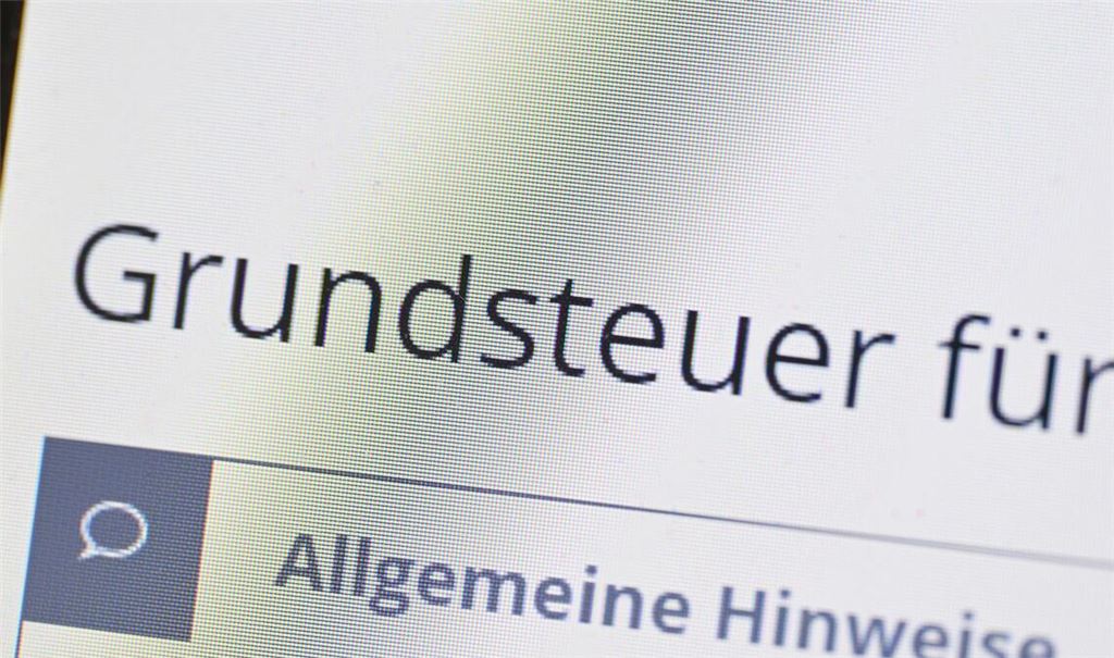 Im Einzelfall kann die Grundsteuer   höher sein als vor der Reform. Insgesamt scheint  sie im Land aber sogar leicht zu sinken.