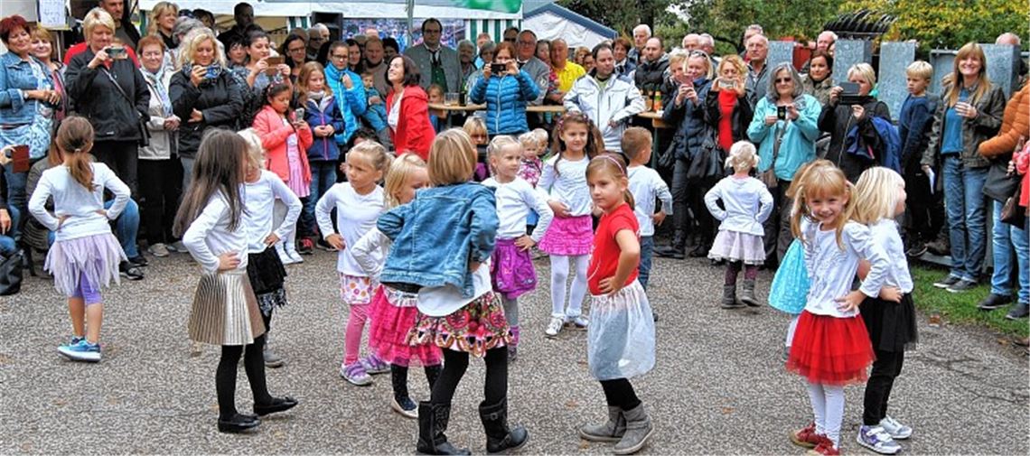Aus Freude über die Wiedervereinigung