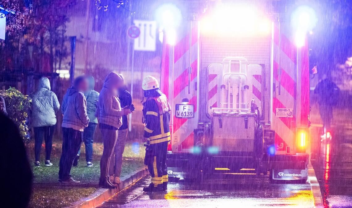 Im Frankfurter Nordwestzentrum lösten Knallgeräusche einen Polizeieinsatz aus.