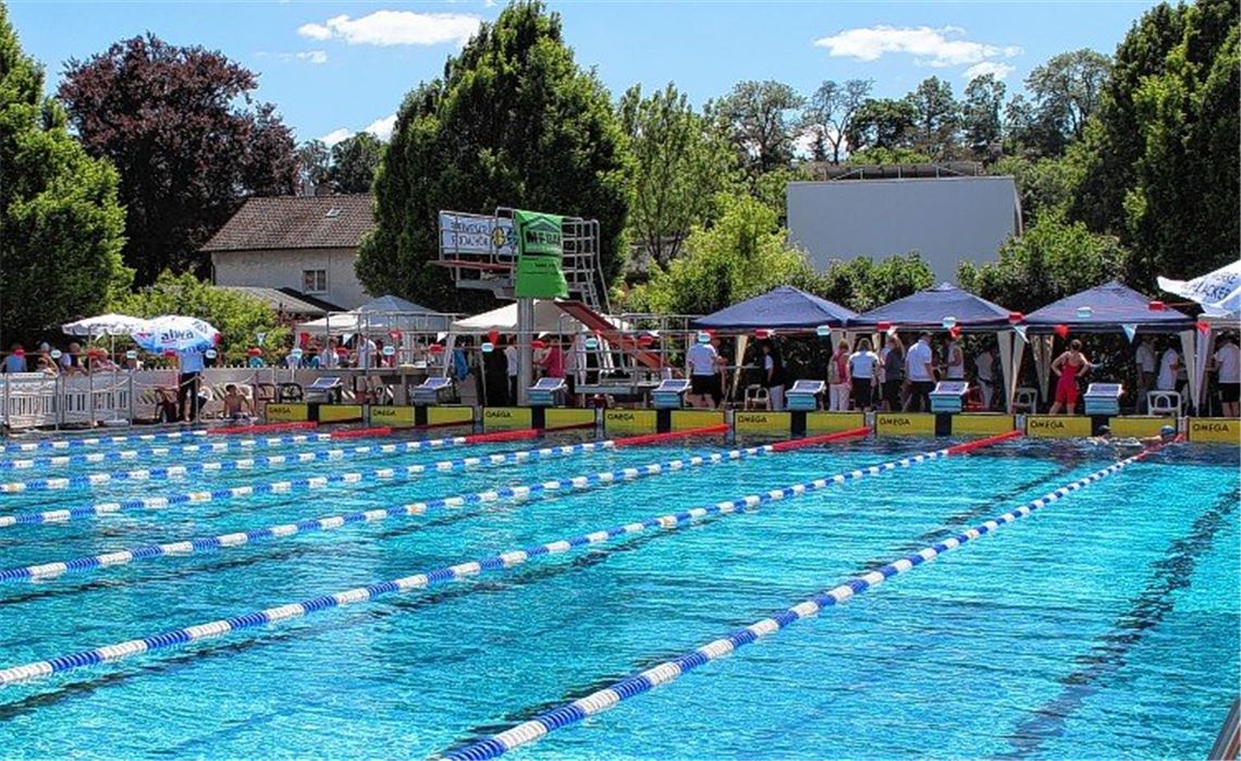 Sendercup im Freibad: 500 Sportler am Start Sendercup im Freibad: 500 Sportler am Start