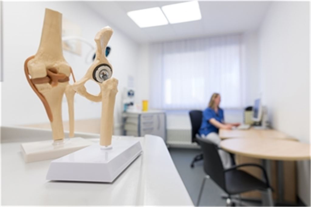 Im Gelenkzentrum Schwarzwald in Neuenbürg werden jährlich circa 1200 Patienten stationär behandelt; in Zeiten ohne Corona wäre die Zahl mutmaßlich noch höher. Hinzu kommen laut Kliniken-Verbund etwa 4000 ambulante Behandlungen.Foto: privat