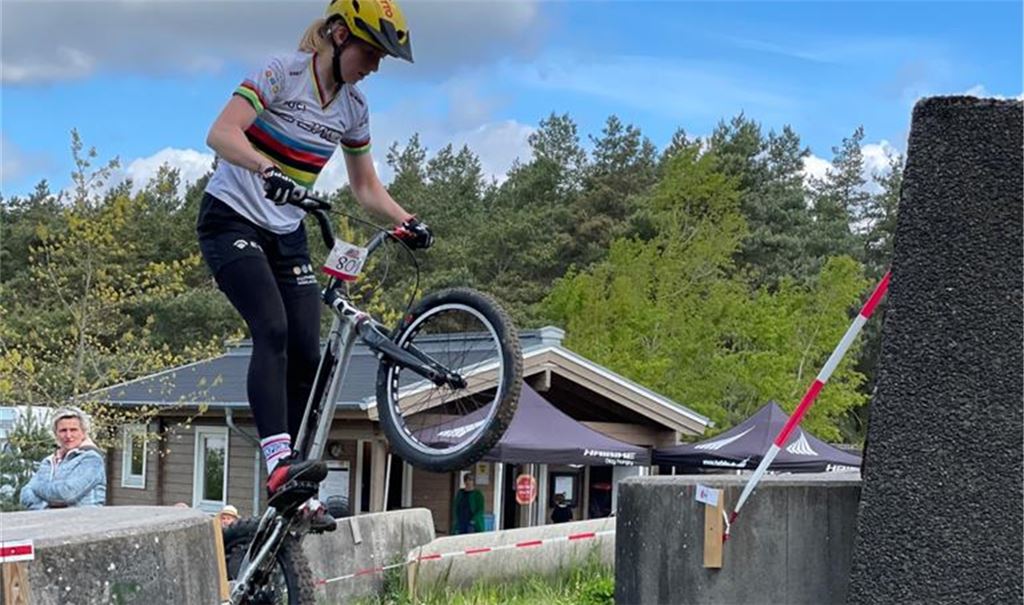 Im Halbfinale um die Deutsche Meisterschaft in Lüneburg zeigt Nina Reichenbach, was sie kann. Fotos: privat