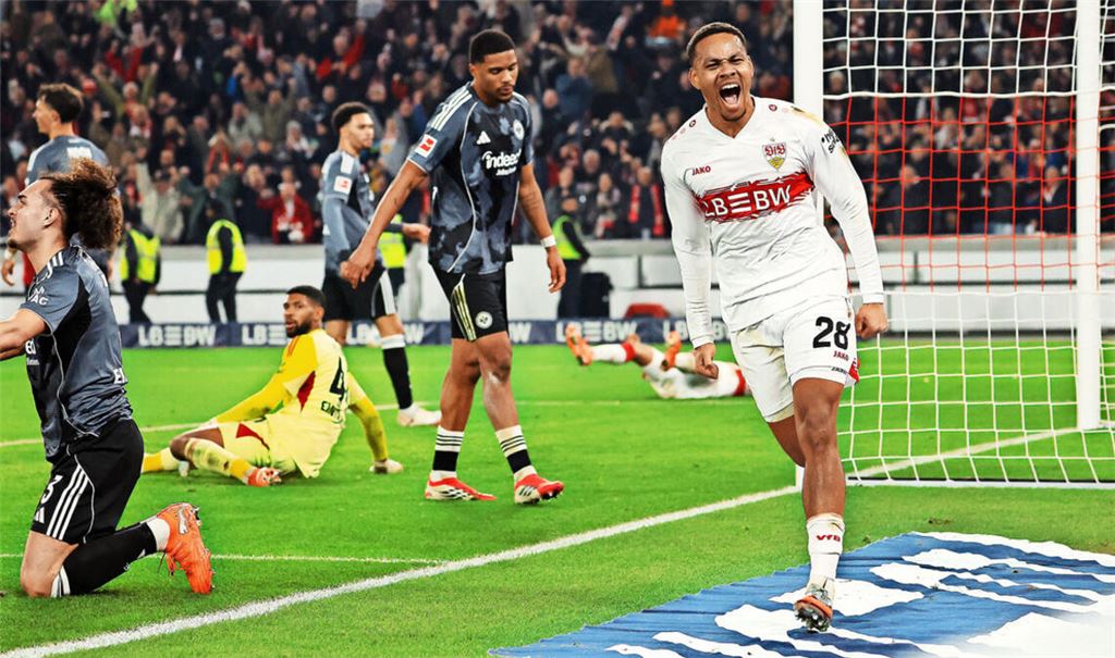 Im Hinspiel sorgt VfB-Mittelfeldspieler Nikolas Nartey (re.) mit seinem späten Treffer für den 3:2-Sieg über Eintracht Frankfurt.