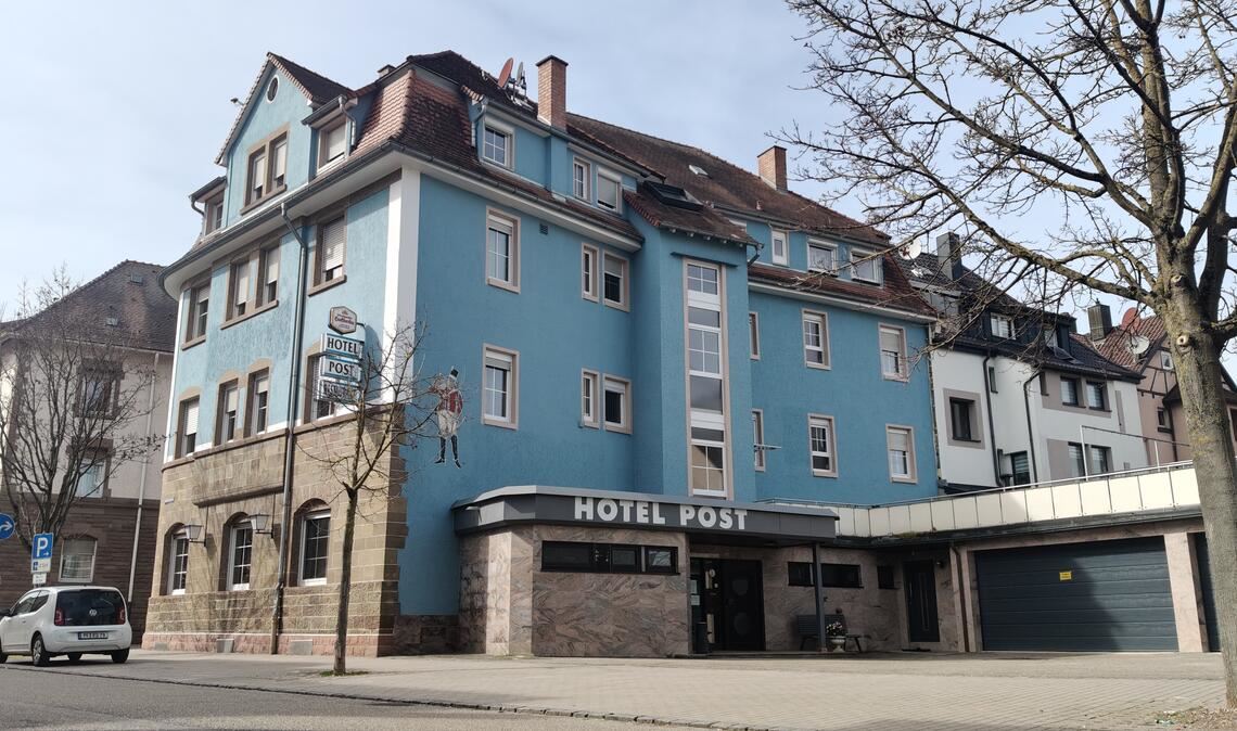 Im Hotel Post könnten bereits im Sommer rund 50 Geflüchtete untergebracht werden. Foto: Deeg