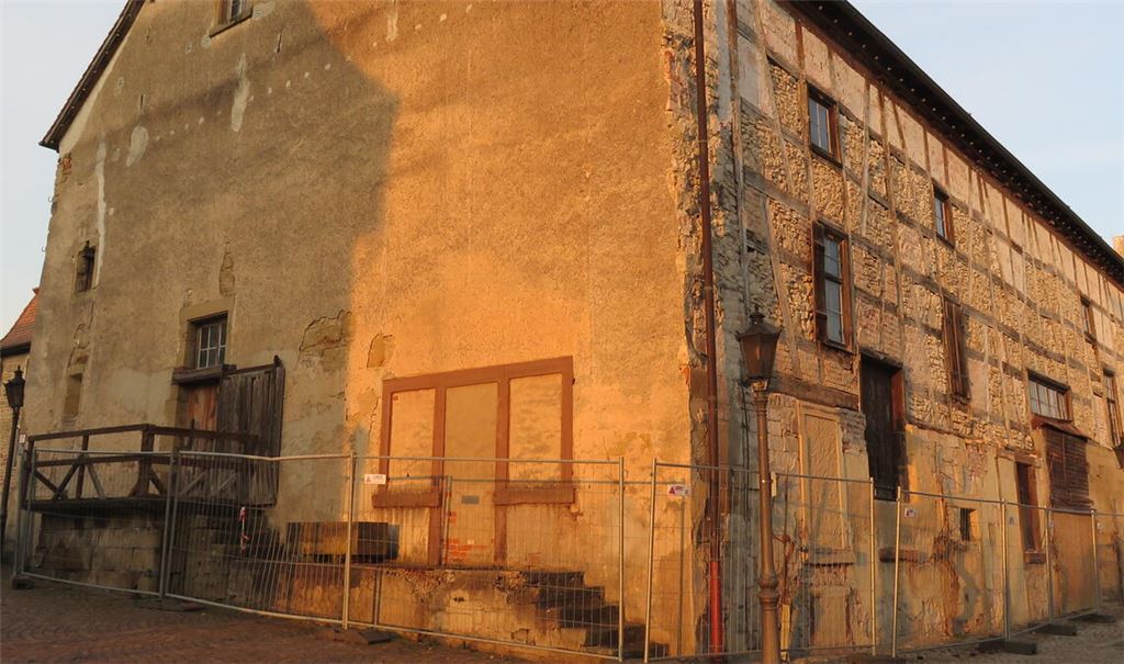 Im Juni sollen die Rohbauarbeiten zur Standsicherung starten. Foto: Becker