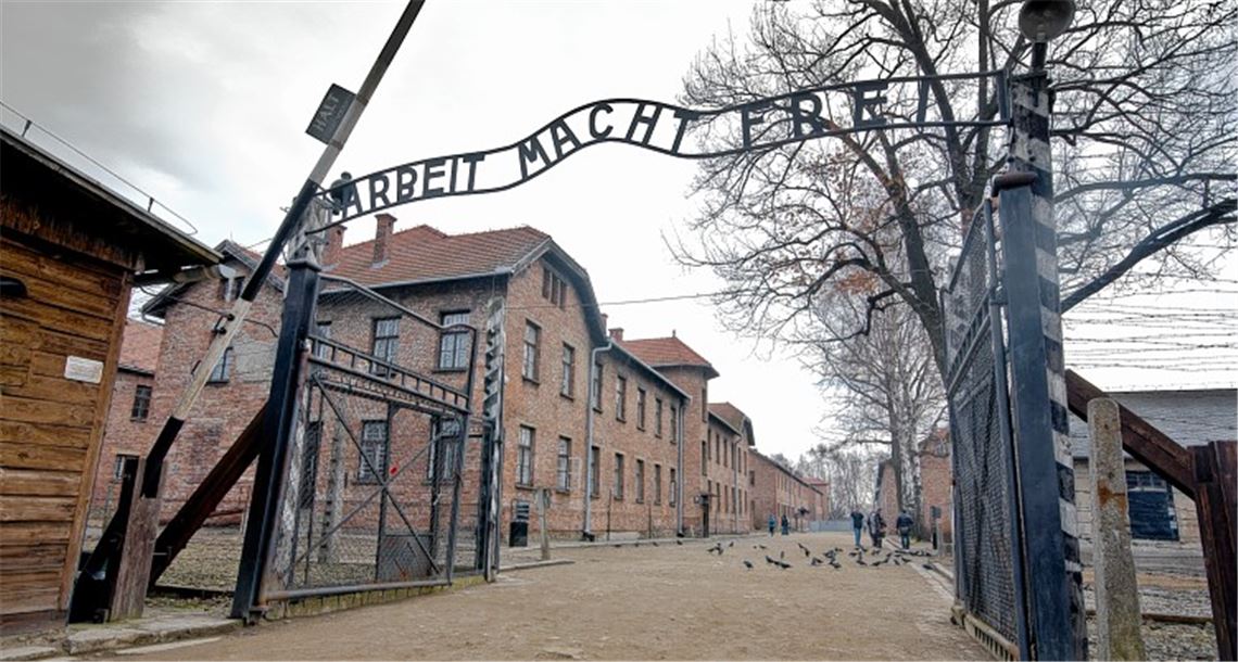 Im KZ Auschwitz wurden mindestens 1,1 Millionen meist jüdische Häftlinge von den Nazis ermordet.