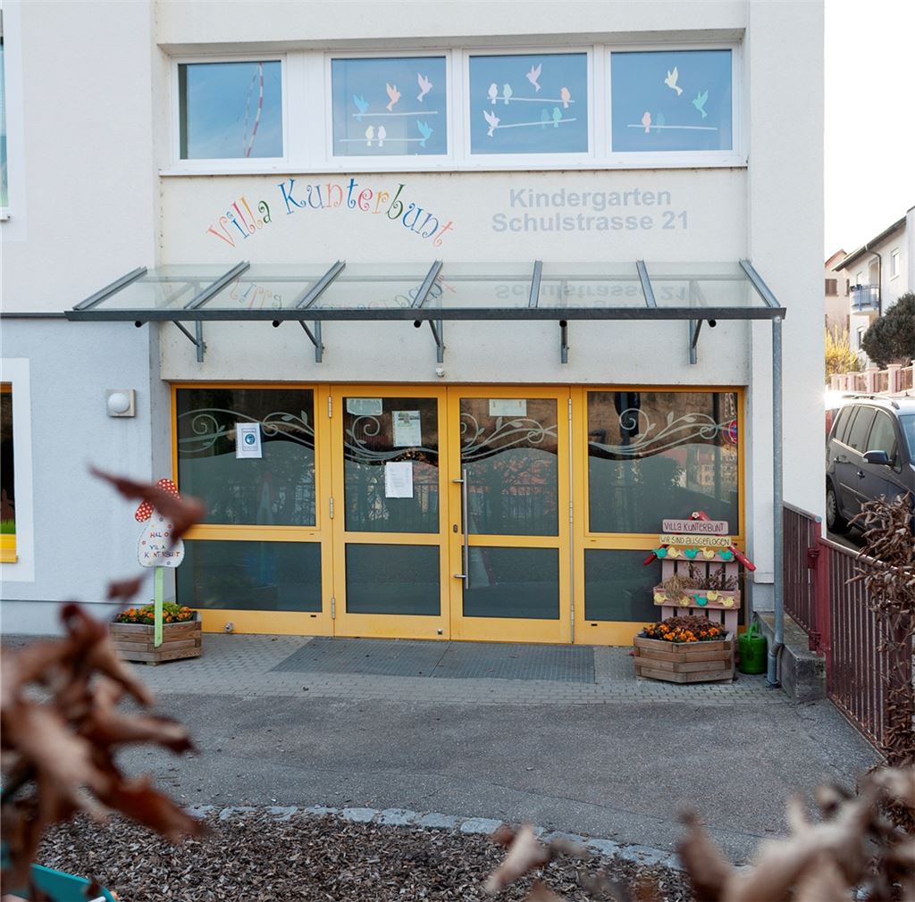 Im Kindergarten geht der Betrieb zunächst nur für eine Gruppe weiter.Fotomoment