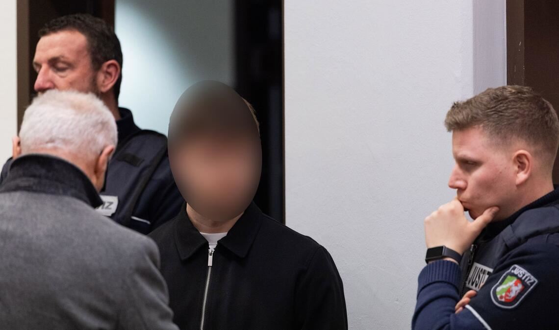 Im Kölner Prozess um ein mutmaßliches Autorennen mit zwei Toten wurden die Urteile gesprochen. (Archivbild)