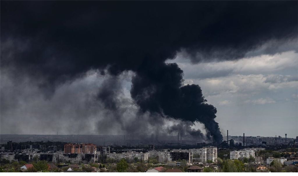 Im Krieg schwer getroffen – jetzt Schauplatz Moskauer Russifizierungspolitik: die ukrainische Stadt Mariupol.