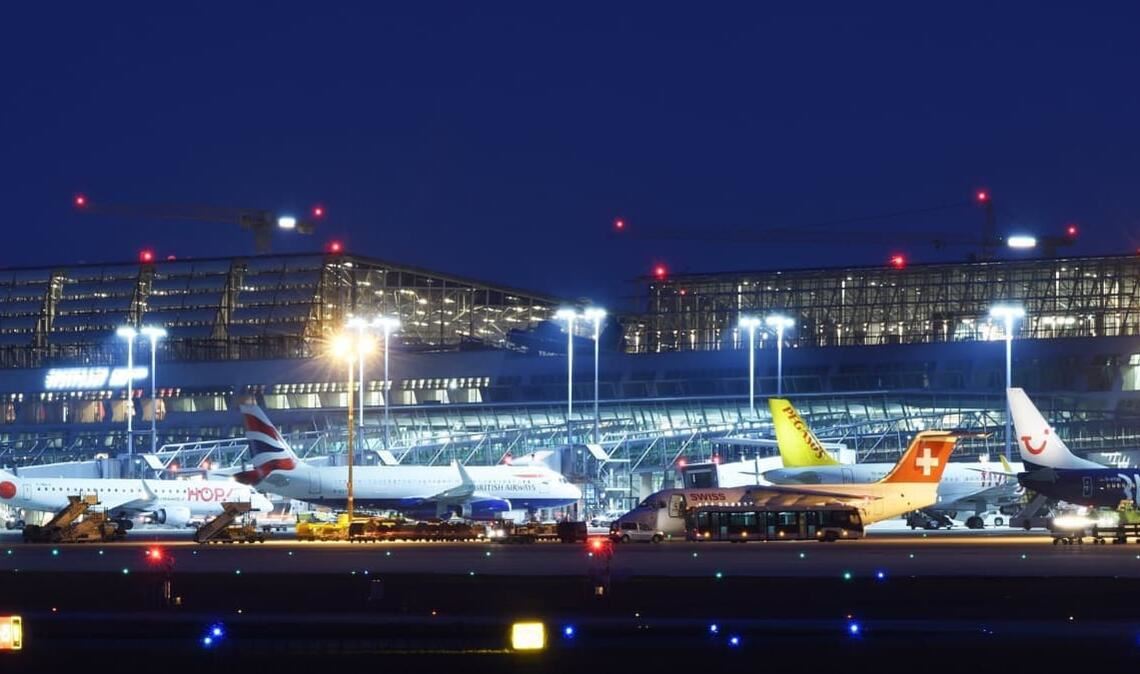 Im Land hofft man darauf, dass auch der Stuttgarter Flughafen künftig von der Fluggesellschaft Emirates angesteuert werden kann.