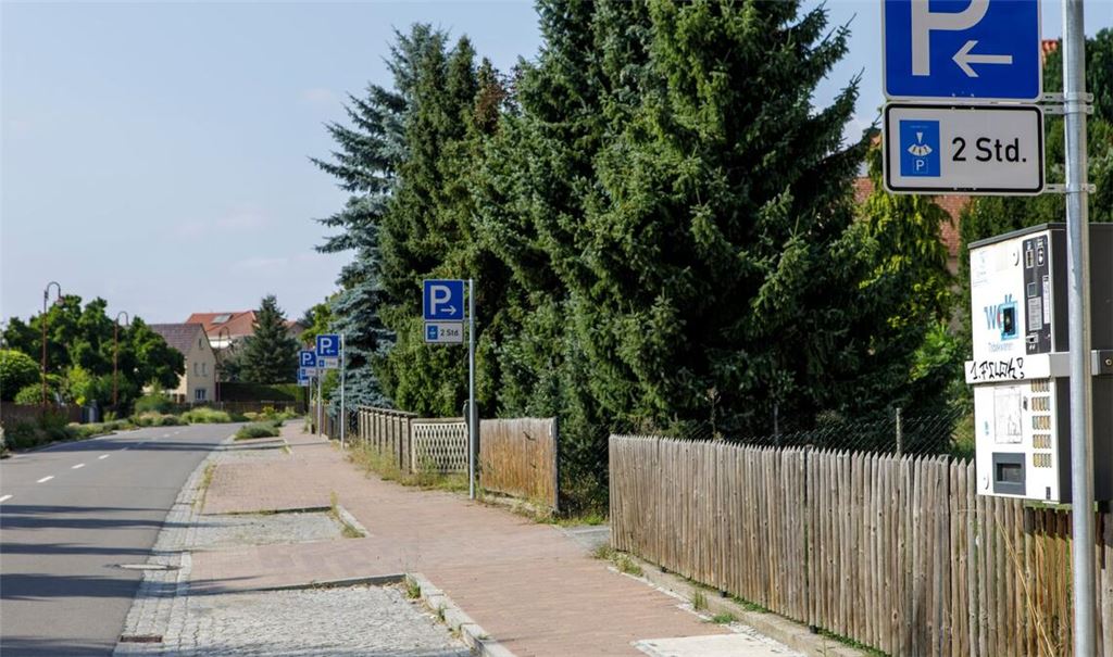Im Örtchen Störmthal sind die Menschen verstimmt über eine Vielzahl von Parkschildern.