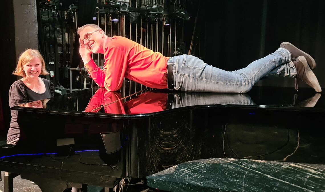 Im Osterfeld spielt die Musik. Dafür sorgen Katinka Rabenseifner und Paul Taube. Foto: Metzbaur