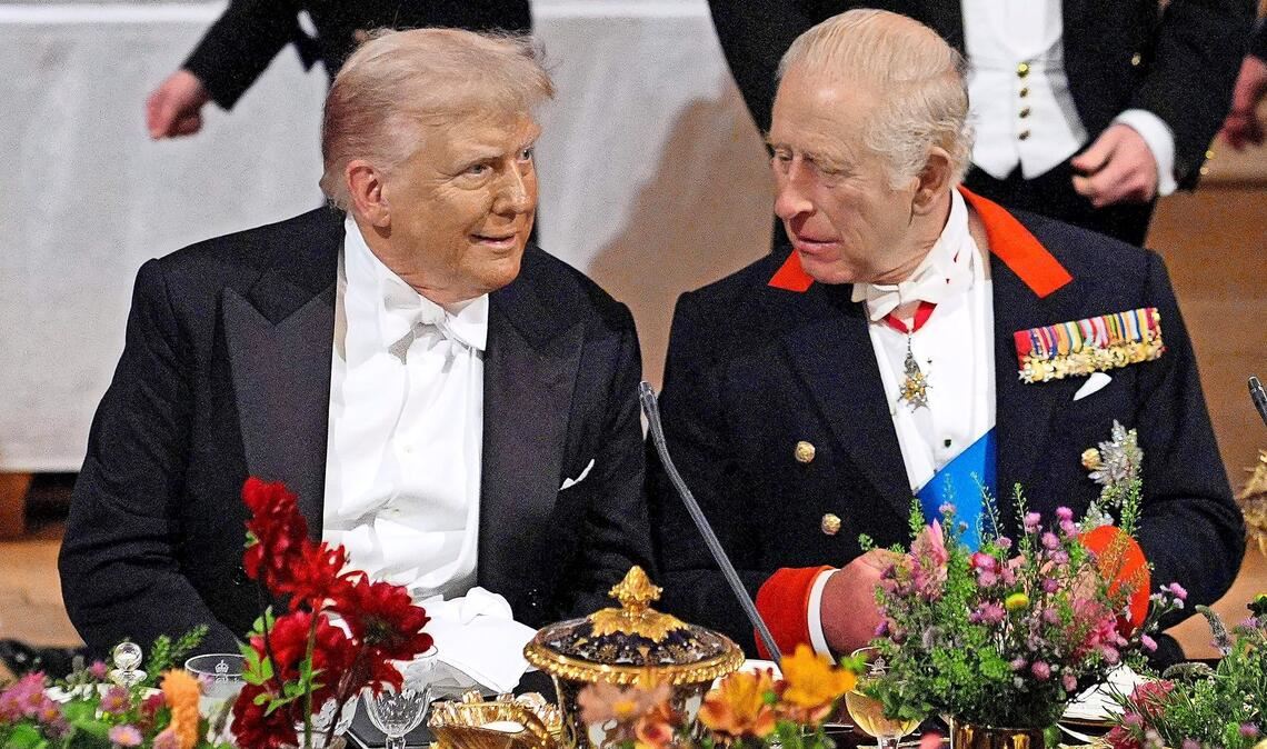 Im September 2025 war Trump (li.)  zu Gast bei  König Charles III. Nun folgte der Gegenbesuch in Washington.