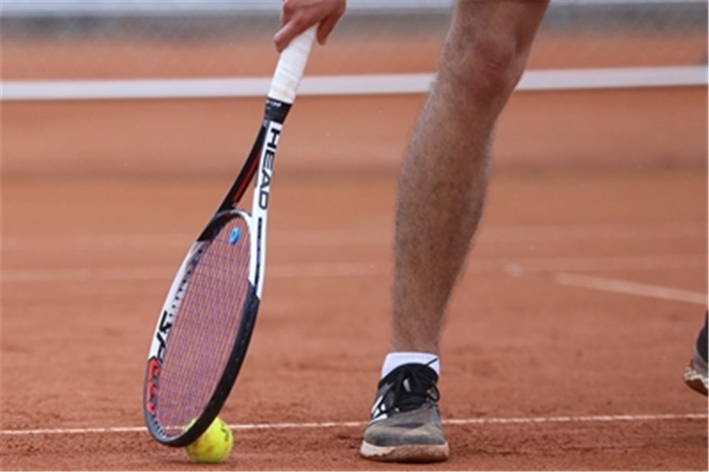 Im Tennis geht es los. Archivfoto: Huber