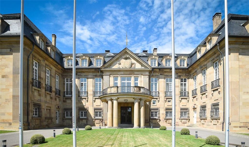 Im Visier der Kontrollbehörde: die Villa Reitzenstein