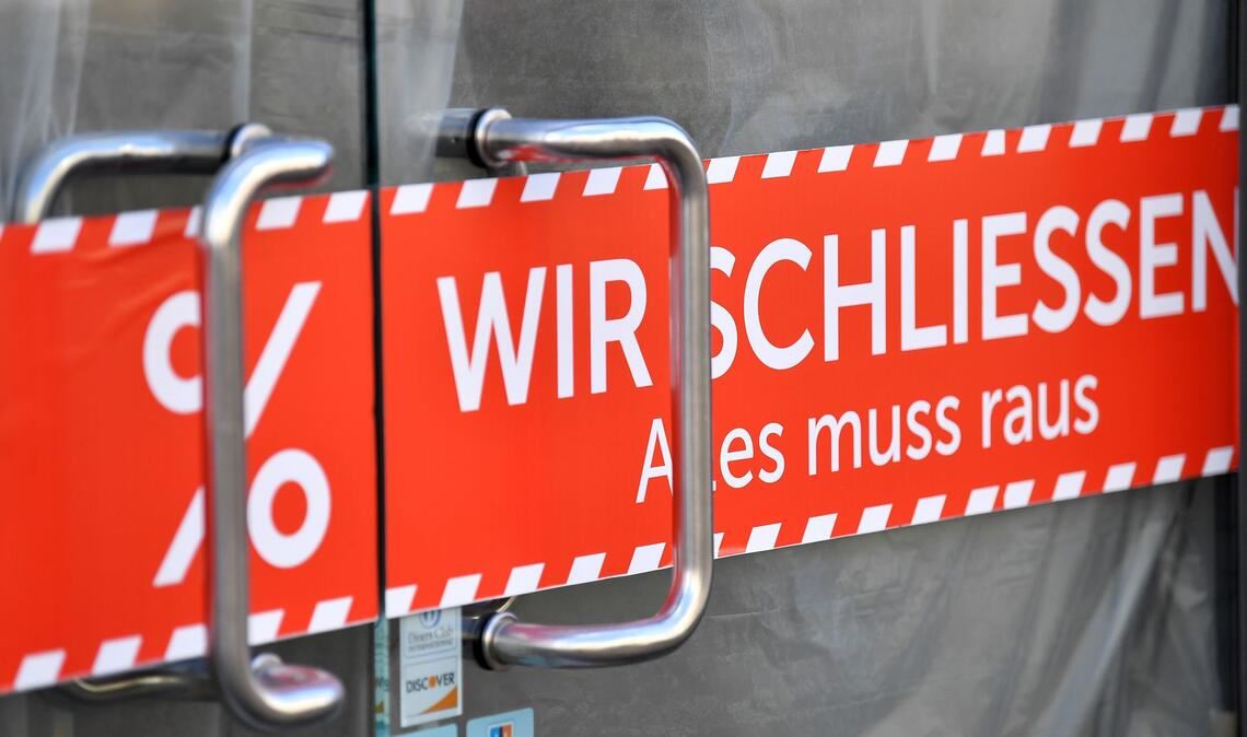 Im vergangenen Jahr haben in Deutschland gut 24.000 Unternehmen Insolvenz angemeldet.