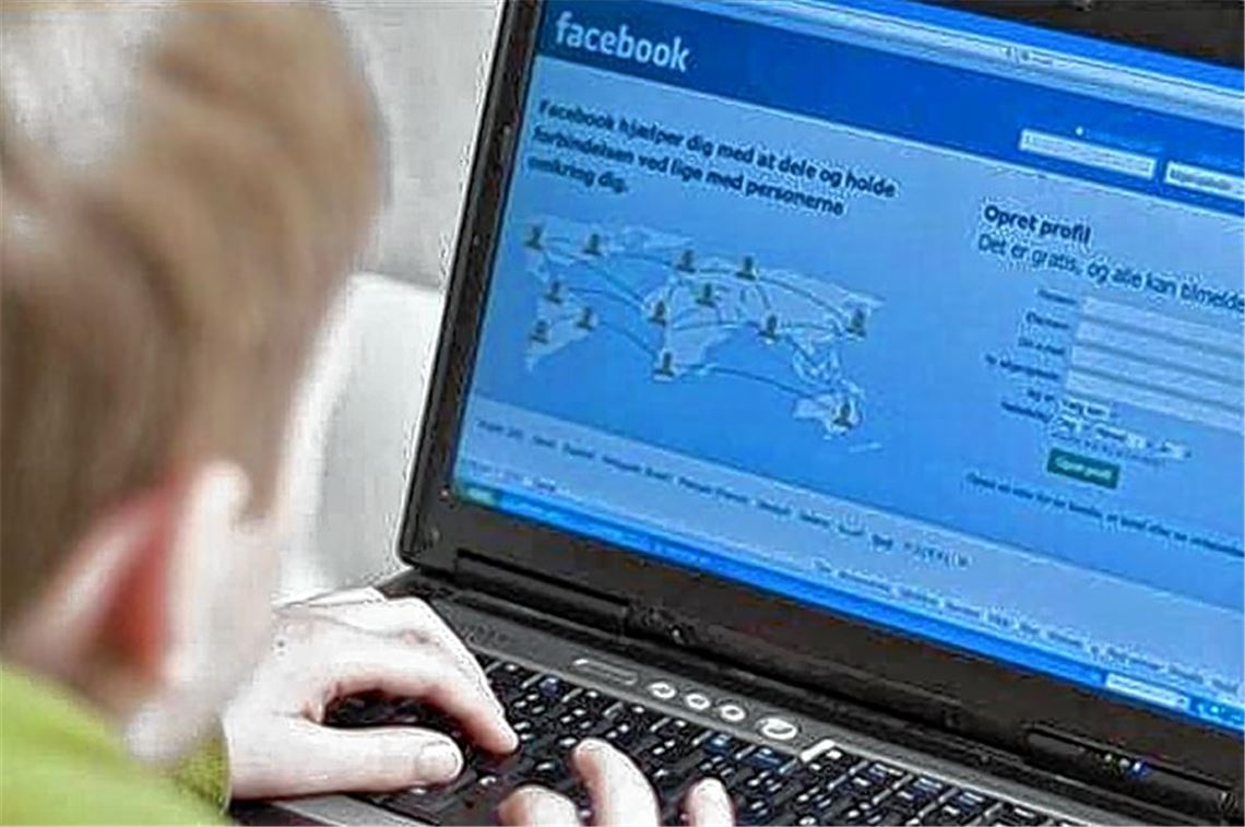 Immer mehr Jugendliche nutzen soziale Netzwerke wie Facebook. Foto: privat