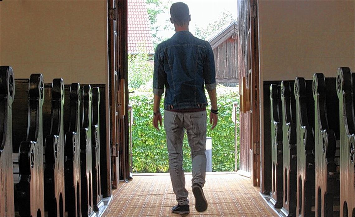 Immer mehr Menschen kehren der Institution Kirche den Rücken.