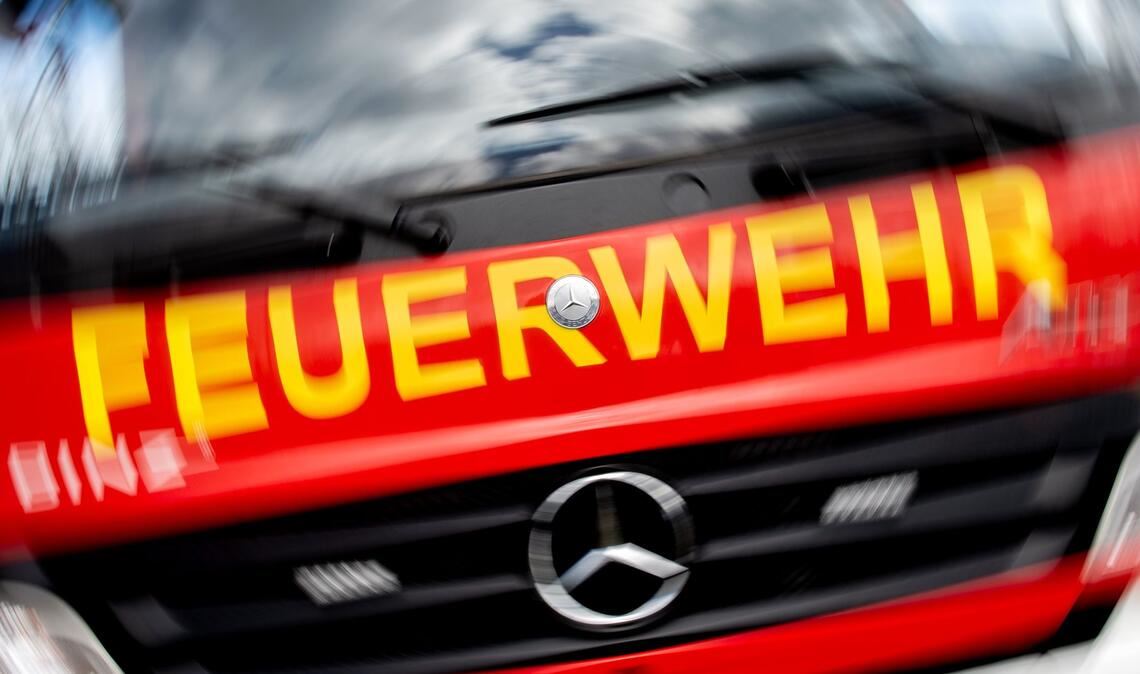 Immer wieder müssen Feuerwehren nach einem Alarm von Brandmeldealarmen ausrücken, obwohl es nicht brennt. (Symbolbild)