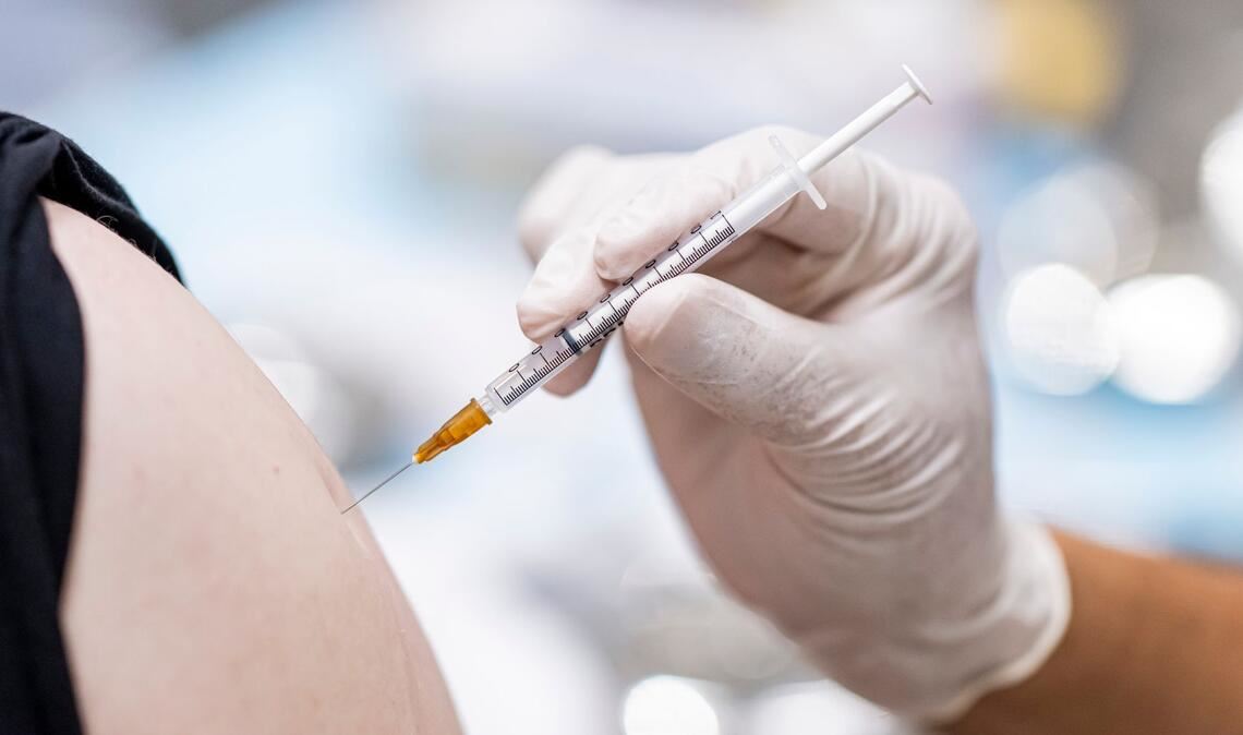 Impfungen können gleich mehrere Risiken vermindern. (Illustration)