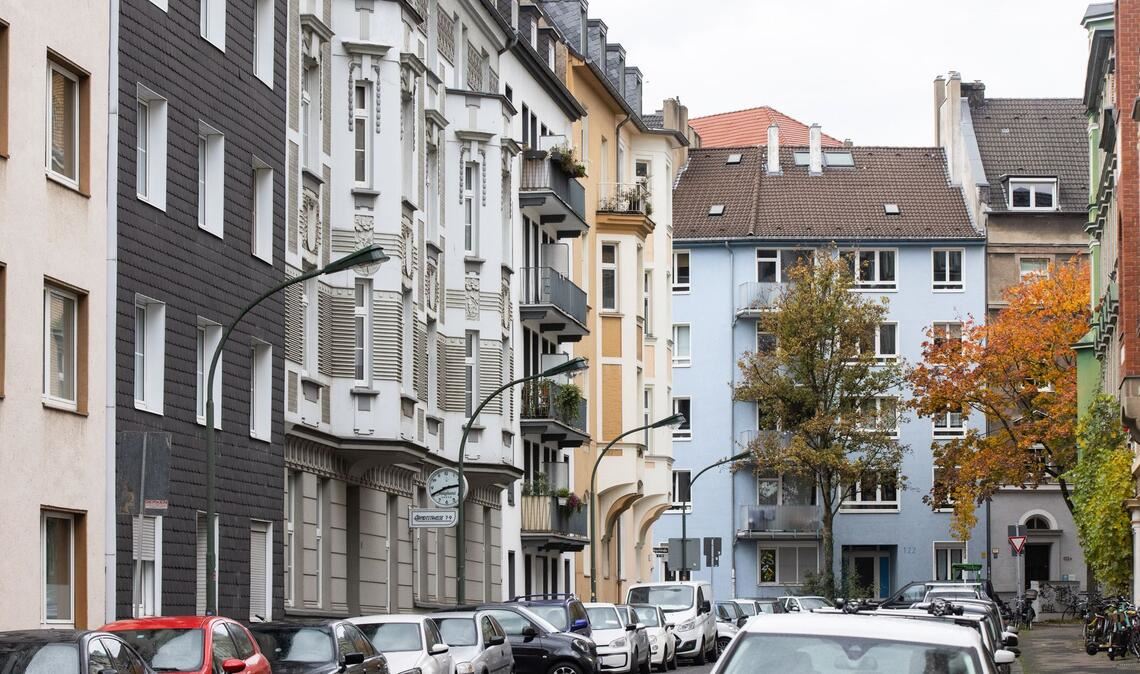 In Düsseldorf haben sich die Preise je nach Lage besonders stark auseinanderentwickelt. (Archivbild)