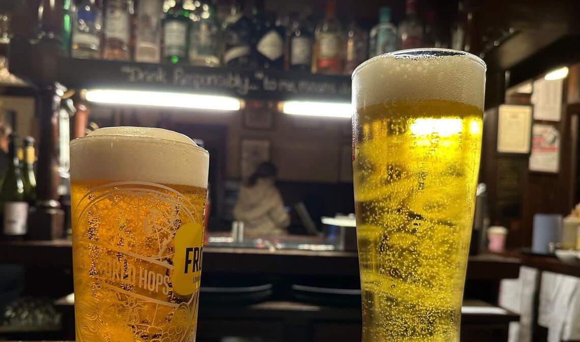 In Dundonald kann das klassische Pint schon bald neben einer Lidl-Filiale genossen werden. (Archivbild)