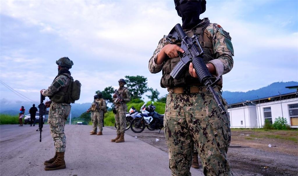 In Ecuador sind acht abgetrennte menschliche Köpfe in Jutesäcken am Straßenrand entdeckt worden. (Archivbild)