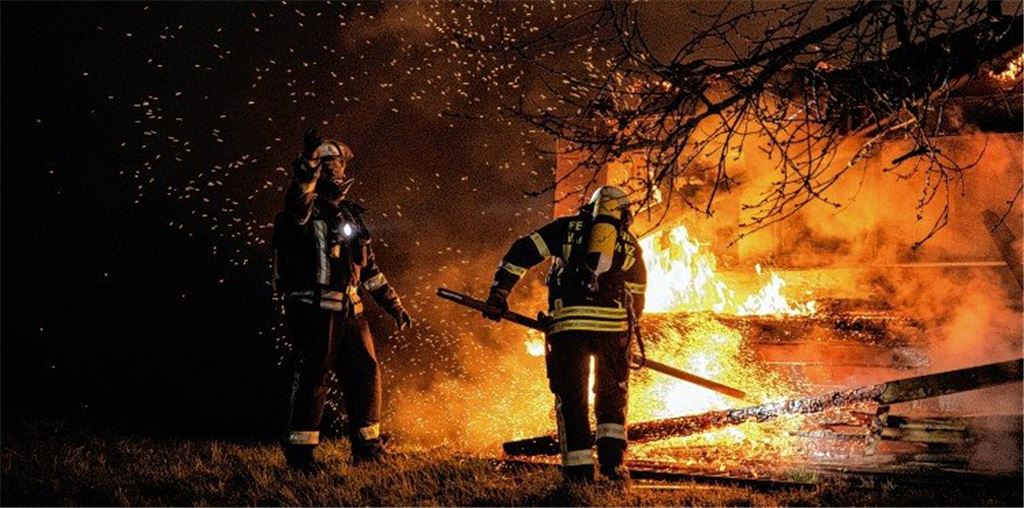 In Flammen