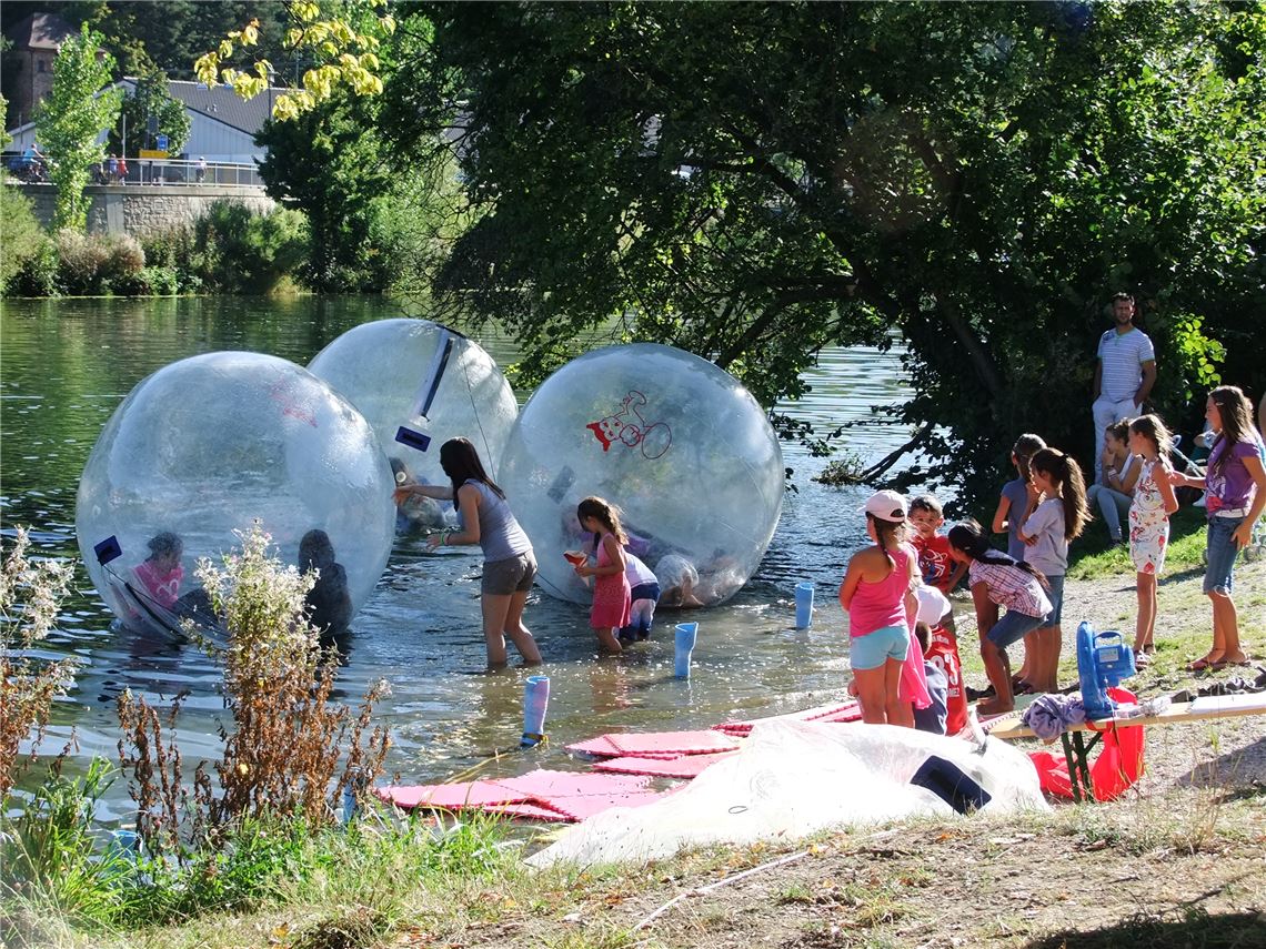 Städte gewinnen an Qualität In Horb ist der Neckar eingebunden. Auch hier gibt es im Sommer viele Veranstaltungen, die Menschen in die Stadt locken. Foto: privat