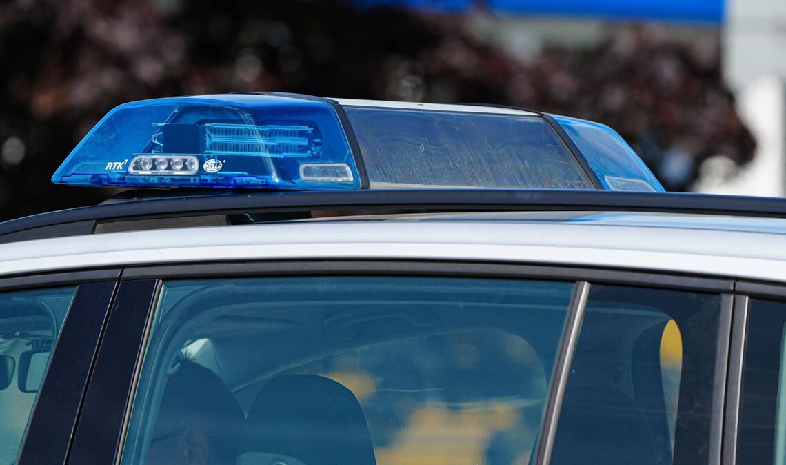 Mann verletzt seine Ex-Frau lebensgefährlich In Lorch im Ostalbkreis soll ein Mann seine Ex-Frau lebensgefährlich verletzt haben.