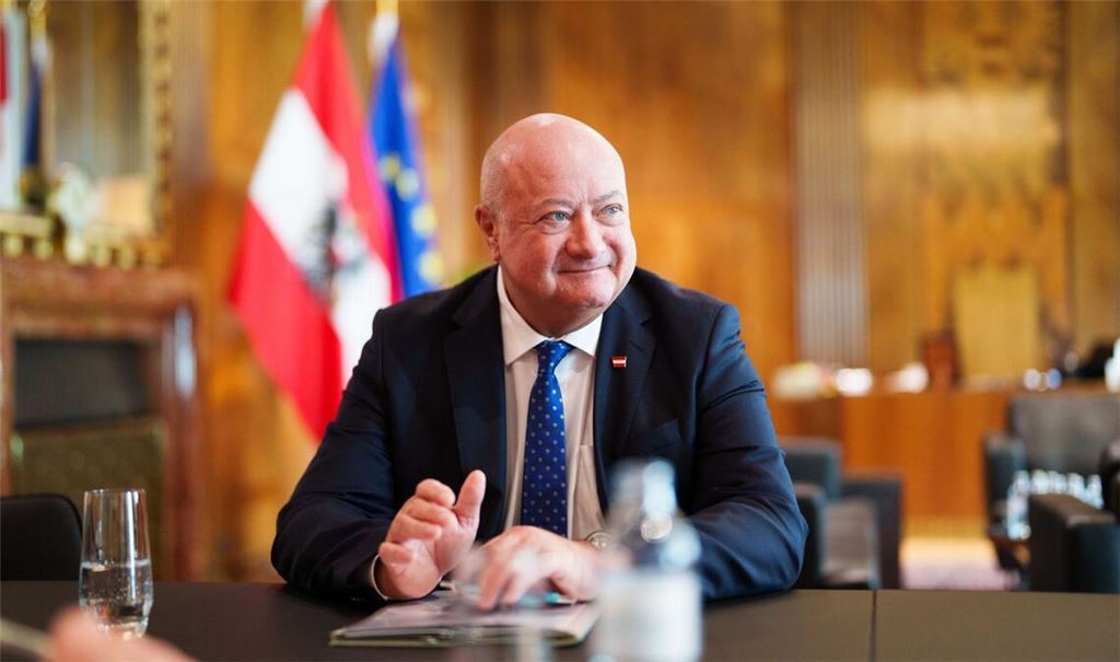 In Österreich streitet die Dreier-Koalition trotz aller großen inhaltlichen Unterschiede - zumindest bisher - kaum.