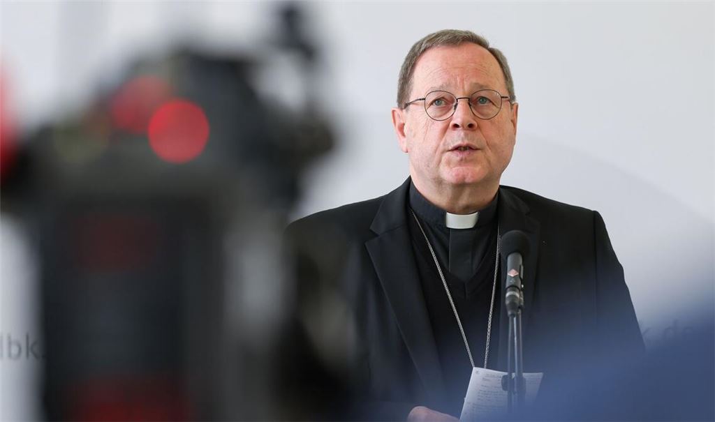 In Würzburg will die Deutsche Bischofskonferenz einen neuen Vorsitzenden wählen. Derzeitiger Amtsinhaber ist Georg Bätzing.