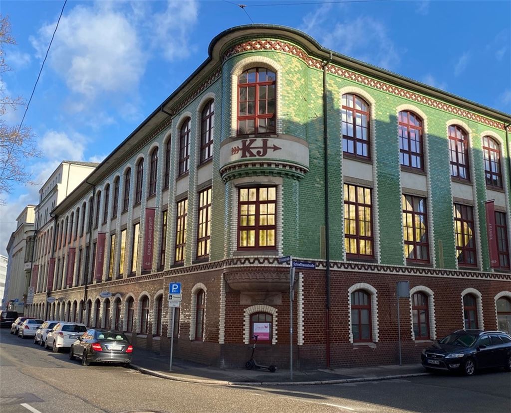 In das Kontorgebäude Kollmar&Jourdan kehrt neuer Glanz ein. Foto: privat