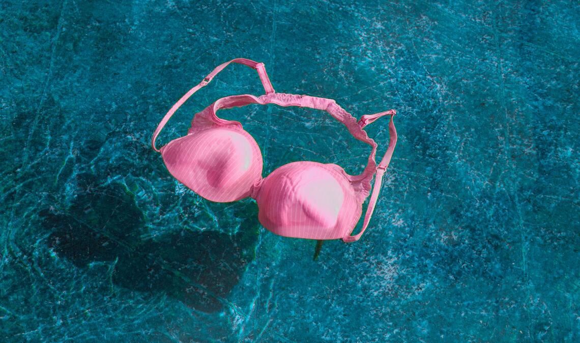 In den  Schwimmbädern von Freudenstadt müssen Frauen weiterhin ihr Bikini-Oberteil tragen.