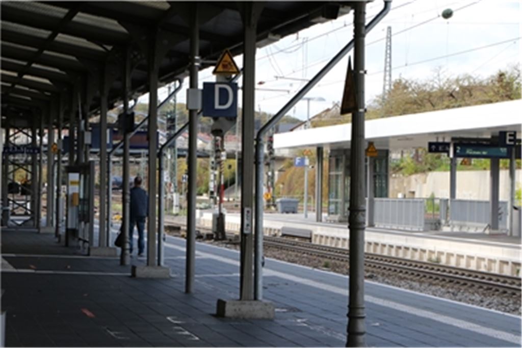 In den ersten Dezemberwochen müssen Fahrgäste von Abellio mit Einschränkungen im Zugverkehr rechnen. Foto: Willimek