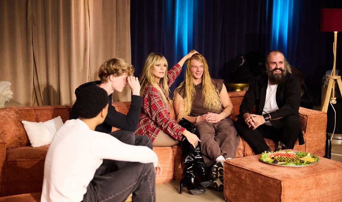 In der 13. GNTM-Folge steht das Umstyling an.