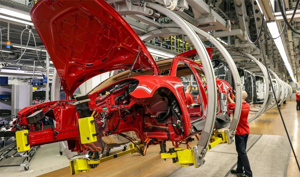 In der Autoindustrie sind die Gewinne stark gesunken. (Archivbild)
