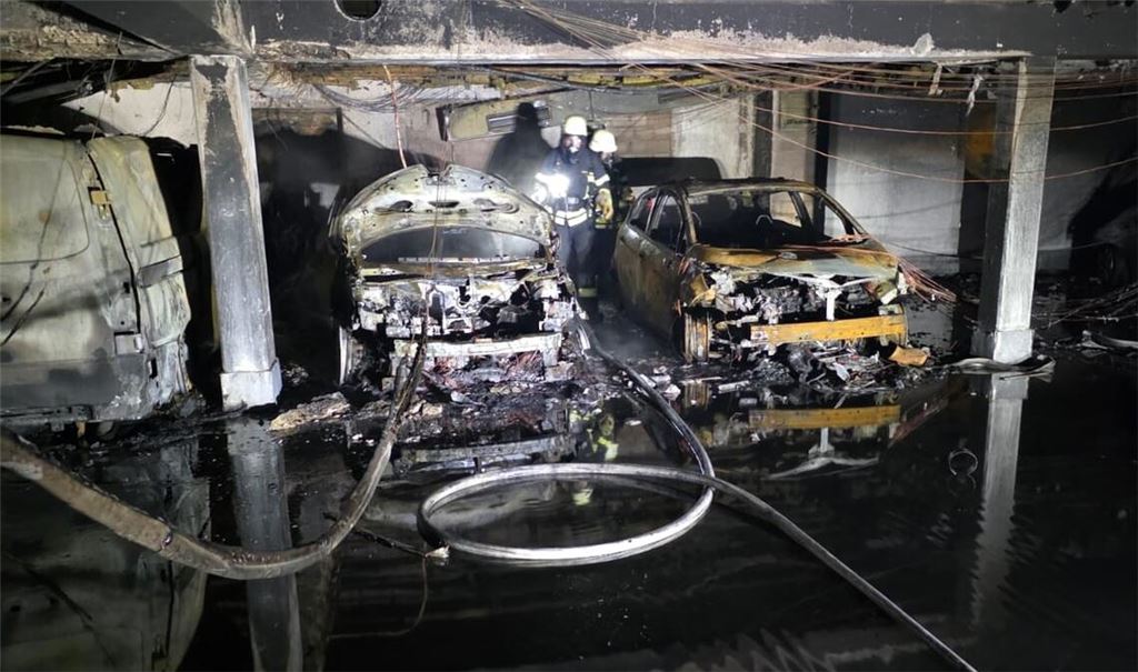 In der Garage bietet sich ein Bild der Zerstörung. Foto: privat